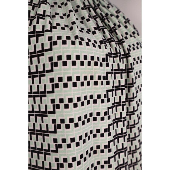 Calvin Klein Women's Sleeveless Top Size Medium Geometric Pattern - Picture 4 of 14